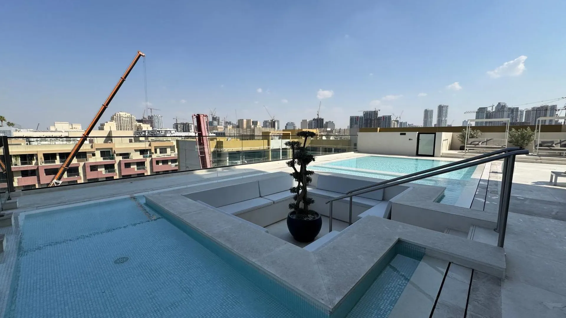 Magnificent - New Modern 1Br In Binghatti Heights Dubai Apartment