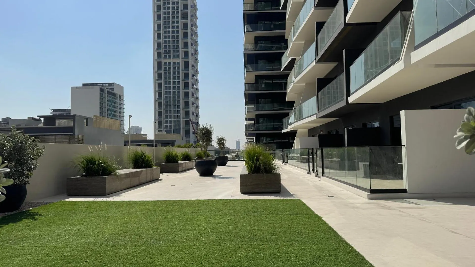 Apartment Magnificent - New Modern 1Br In Binghatti Heights Dubai