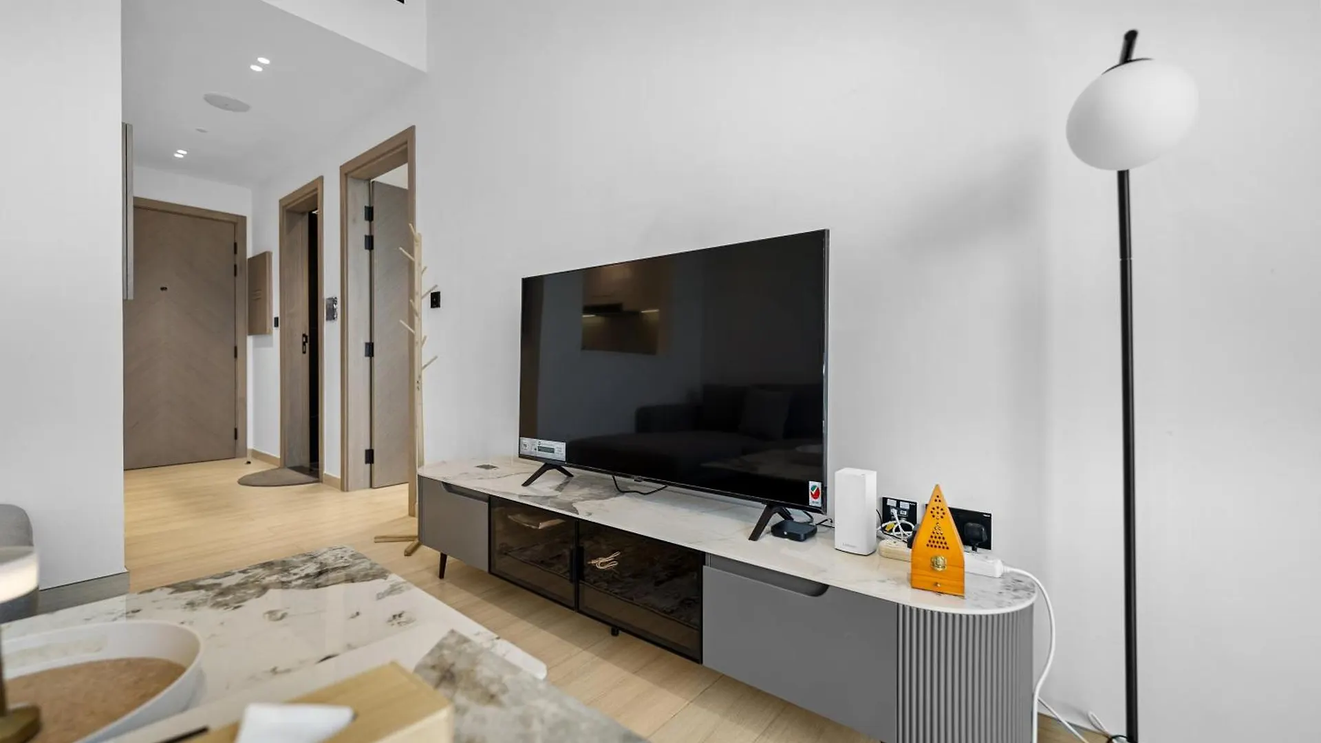 Apartment Magnificent - New Modern 1Br In Binghatti Heights Dubai United Arab Emirates