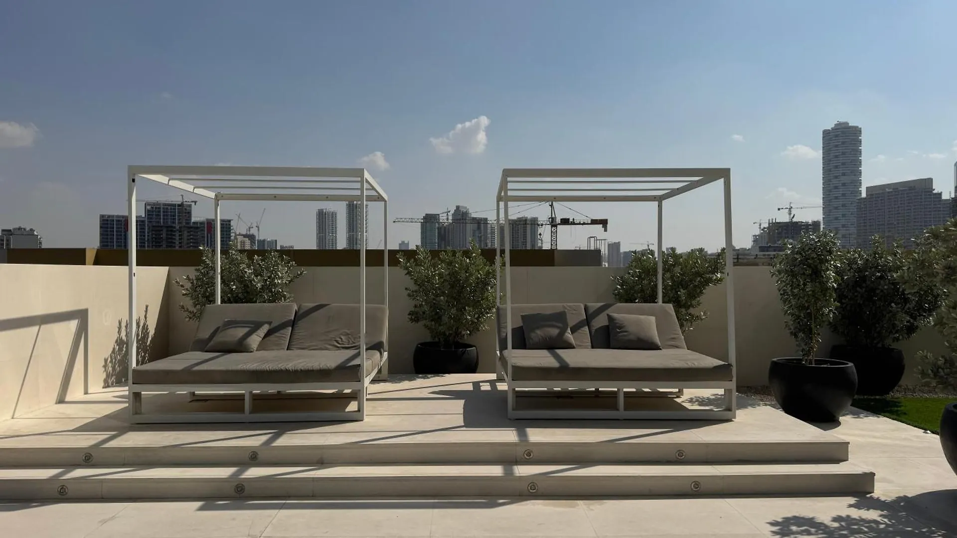 Magnificent - New Modern 1Br In Binghatti Heights Dubai 0*,  United Arab Emirates