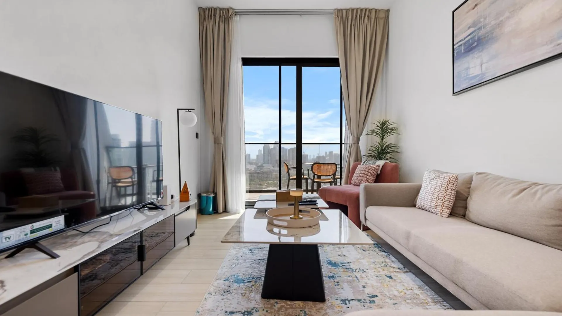 Magnificent - New Modern 1Br In Binghatti Heights Dubai Apartment