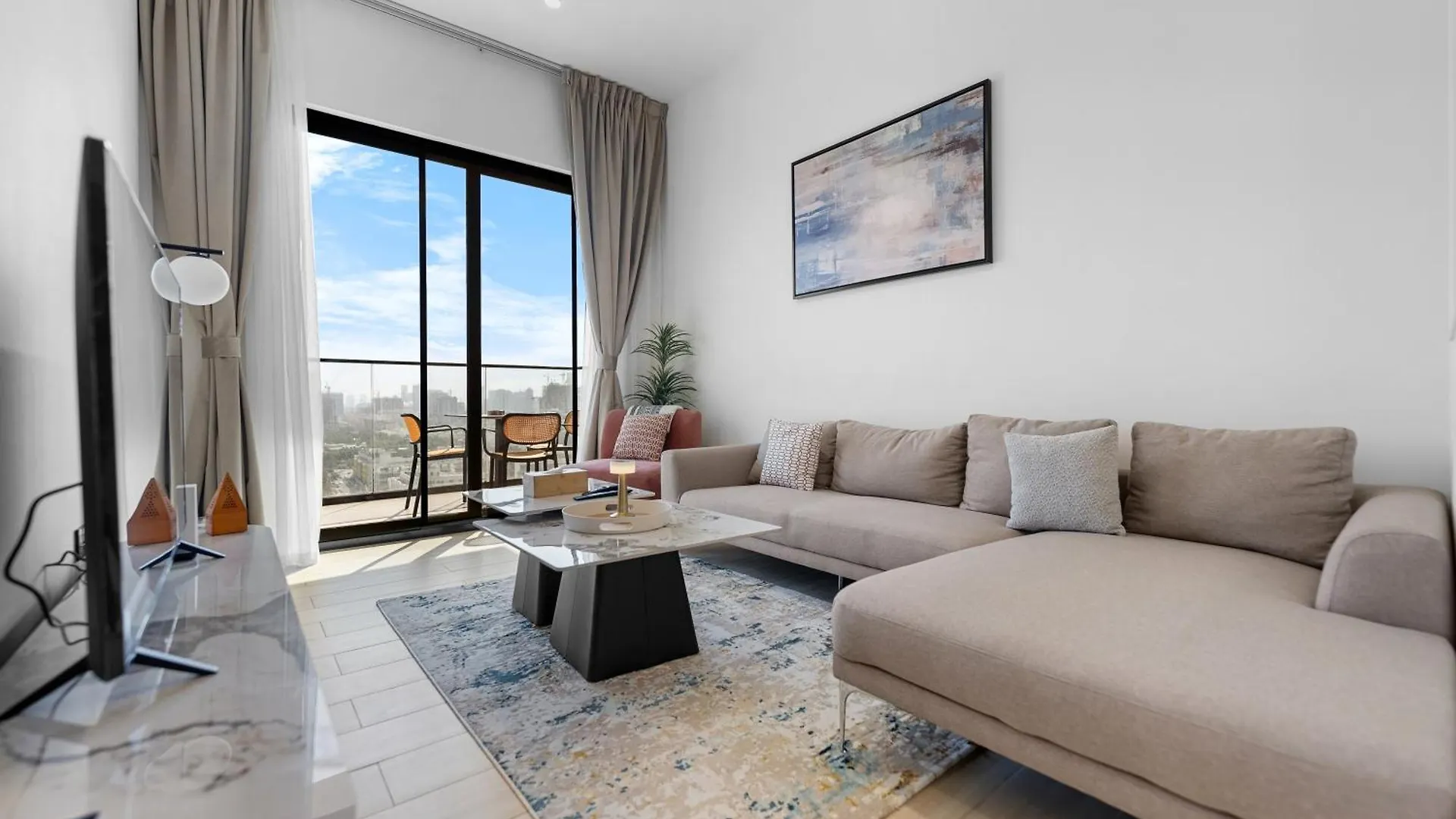 Magnificent - New Modern 1Br In Binghatti Heights Dubai